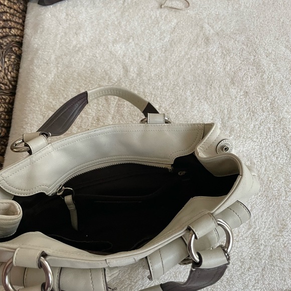 Coach cream leather satchel. - Picture 6 of 9